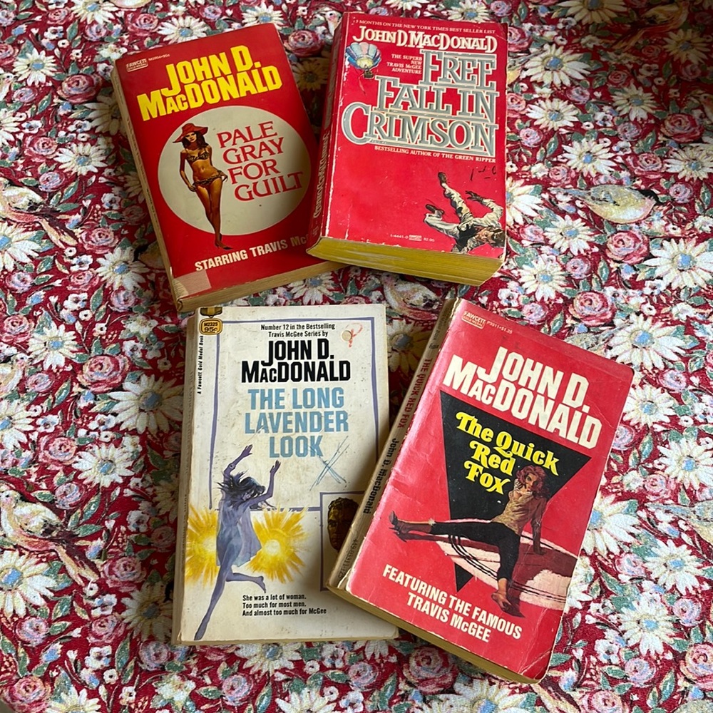 VTG Travis McGee Suspense Novels